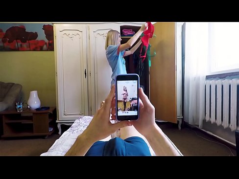 ❤️ Polusestra je natjerala svog brata da svrši neposredno prije nego što je mama došla kući Samo porno u pornografiji hr.villagesexvideos.ru ❌️